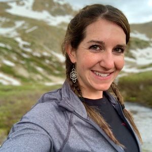 Meet your Posher, Danika